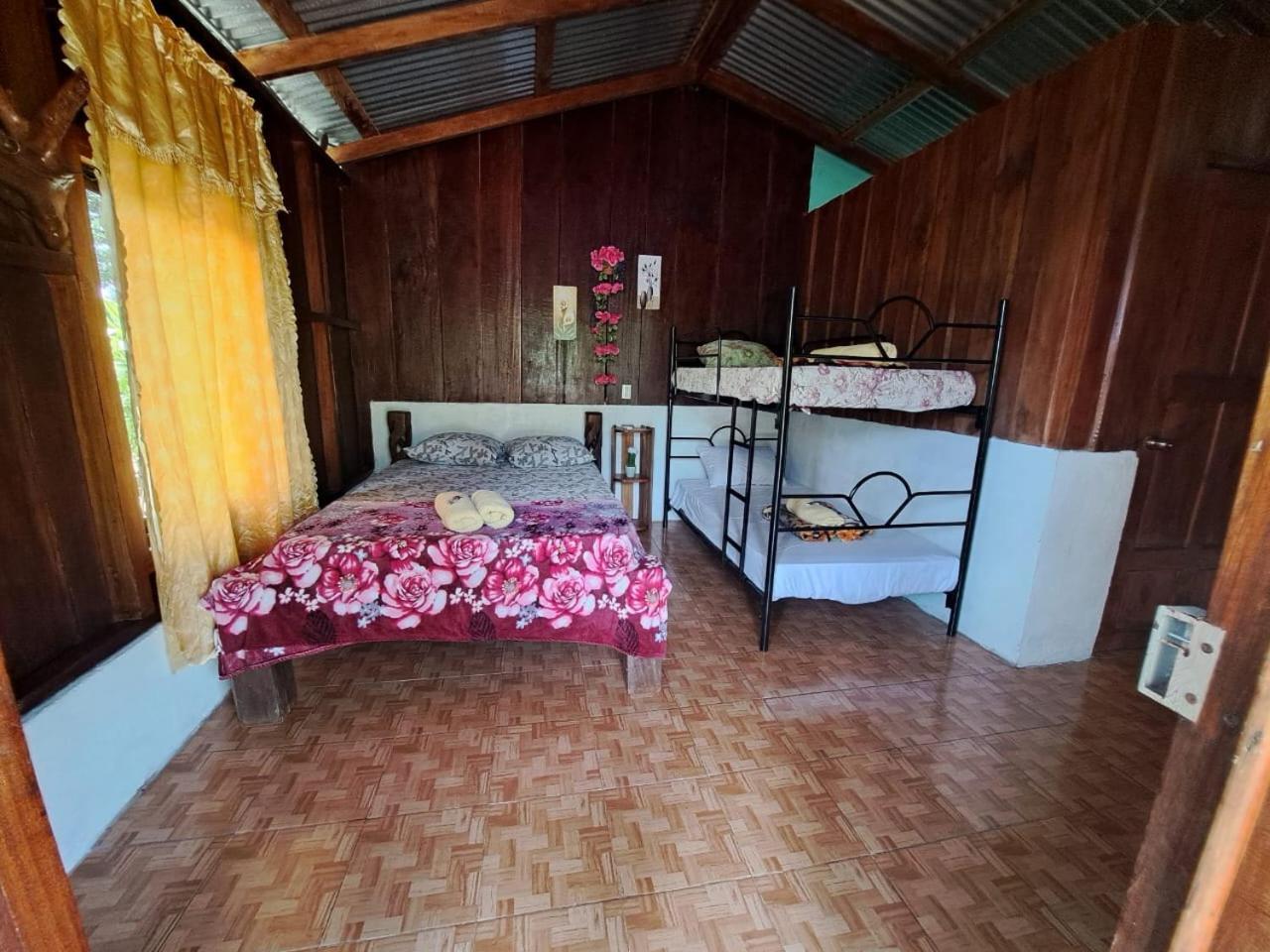 Posada Rio Celeste In Bed and Breakfast Εξωτερικό φωτογραφία